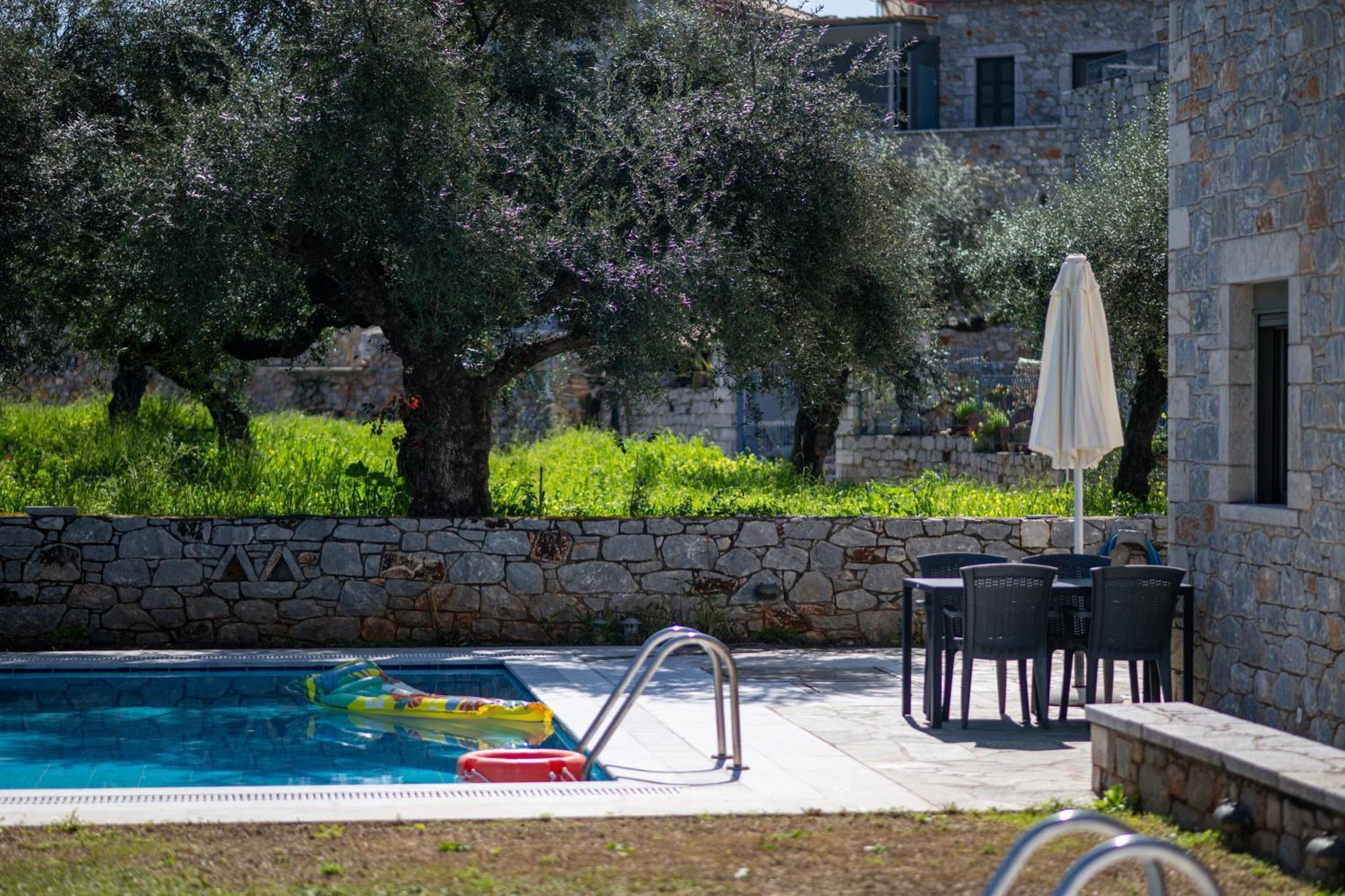 Villa Torri Di Pietra Stoúpa Habitación foto